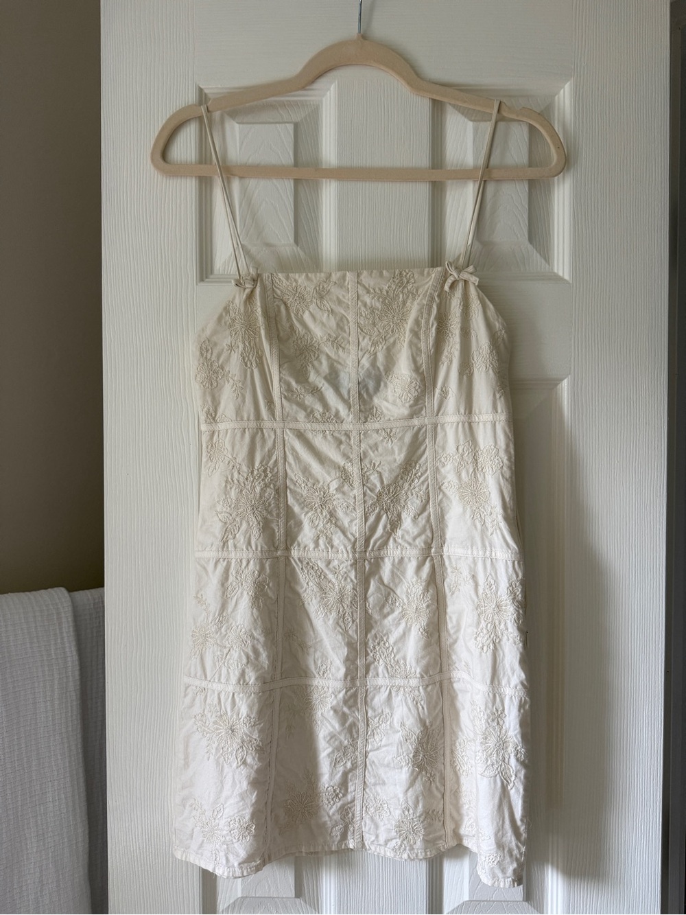 Zara Cream Embroidered Spaghetti Strap Dress
